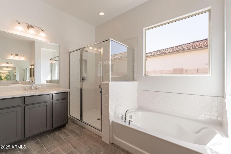 28-web-or-mls-Christy-28