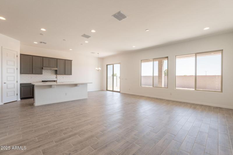 4-web-or-mls-Christy-4