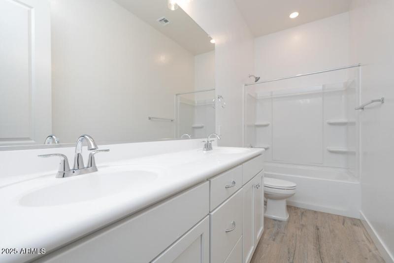 Tri Pointe Soleo 239 - Bathrom 3-1MLS