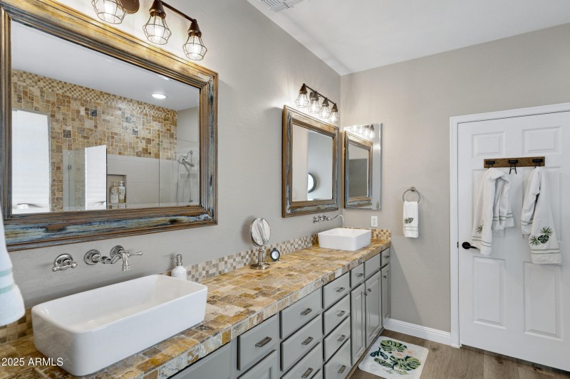 307 W Twin Peaks Pkwy-30