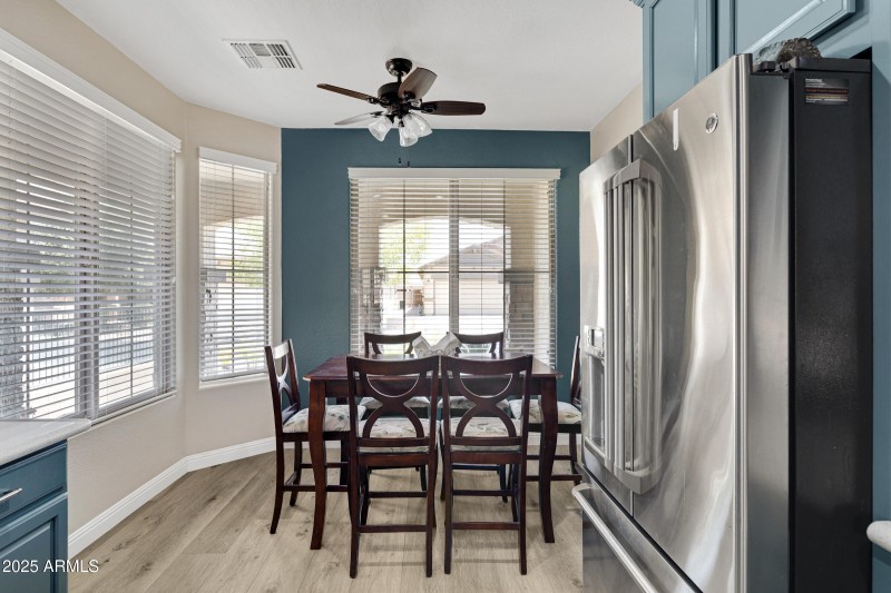 307 W Twin Peaks Pkwy-18