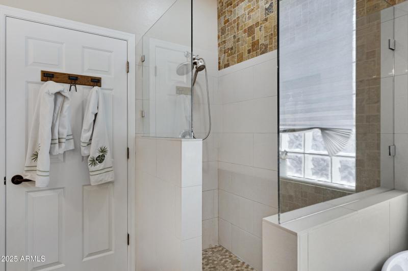 307 W Twin Peaks Pkwy-32