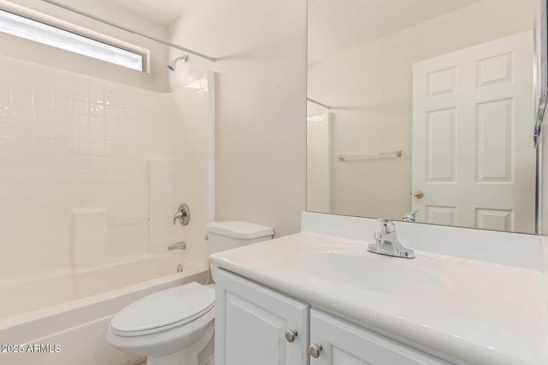 2302 E TORREY PINES PL, Chandler, AZ