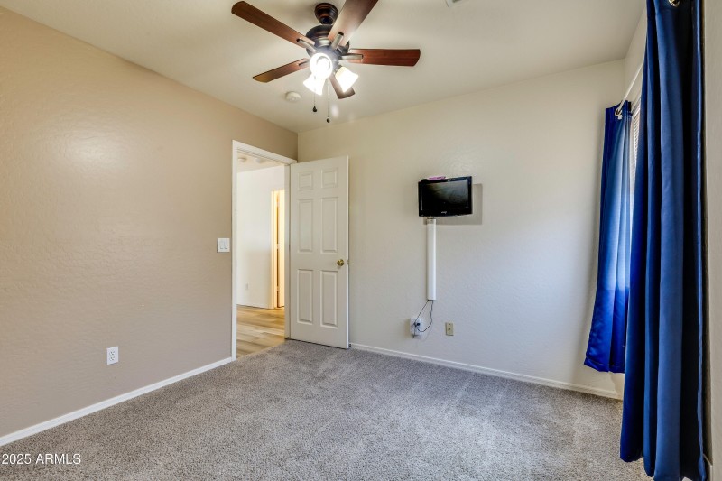 7784 N-032-027-N 56th Dr-MLS_Size