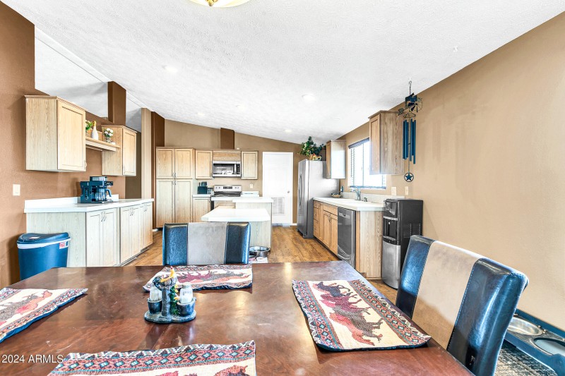 38145 W Palo Verde Dr-12