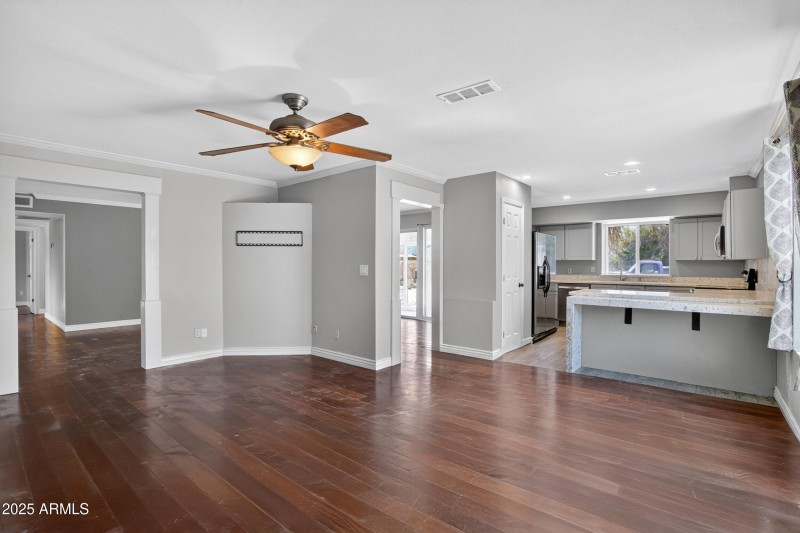 Open floor plan to dining room