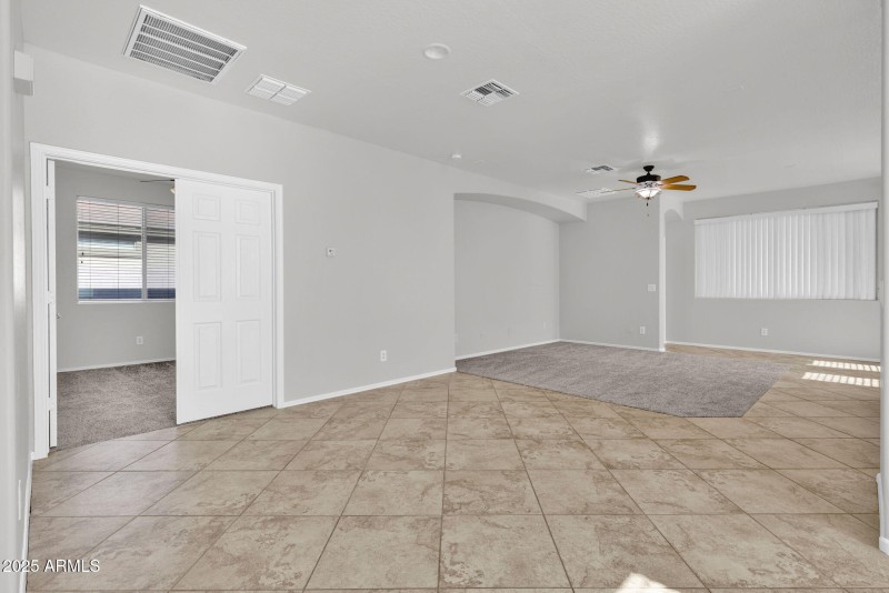 22-web-or-mls-15210 W Windward Ave Goody