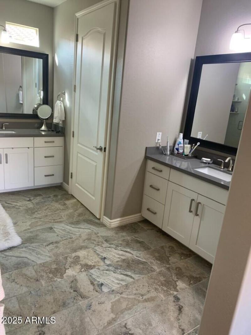 2083be6e-21ba-4cbc-b329-080d730a1cec