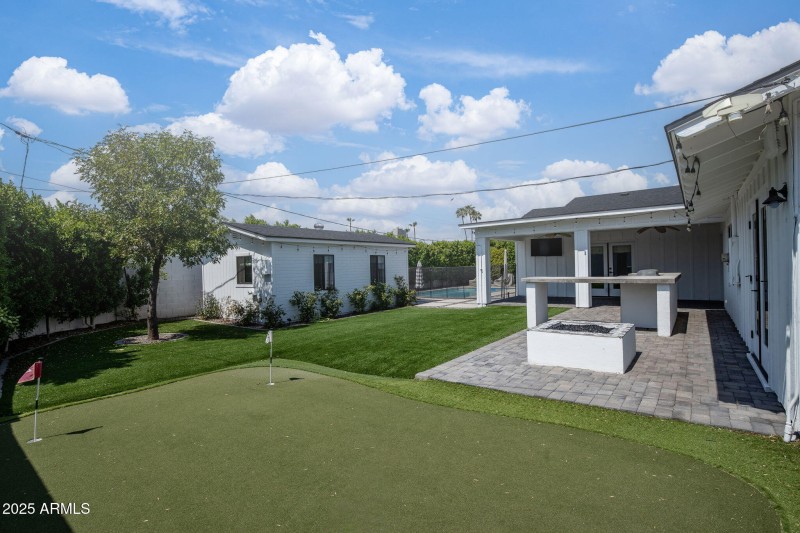 41-web-or-mls-_TMR0305