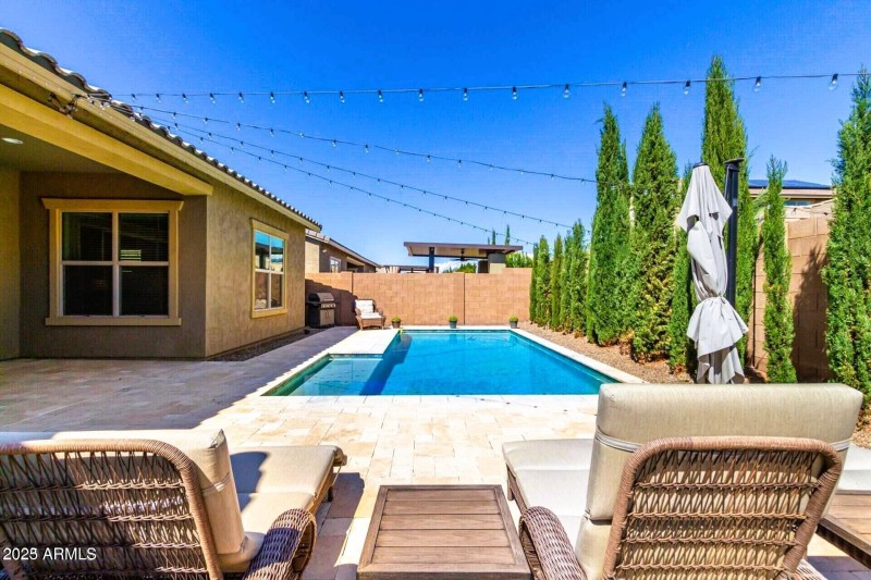 Prior listing with privacy trees