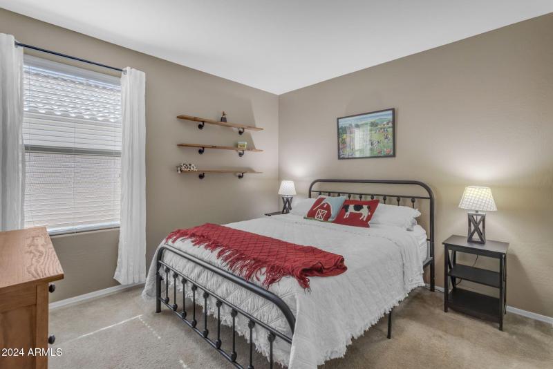 32-web-or-mls-32_019_a4m_breal