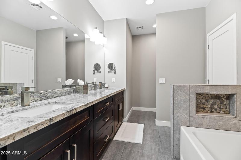 Primary Bath | Dual Sinks