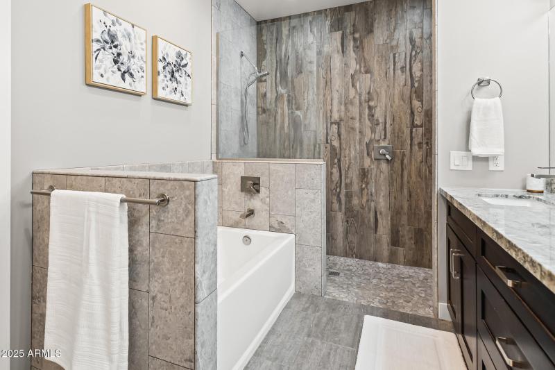 Primary Bath | Soaking tub