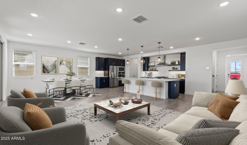 Manor Lot #52 Great Room (1) (Large)