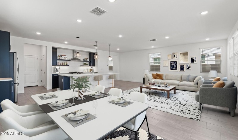 Manor Lot #52 Great Room (4) (Large)