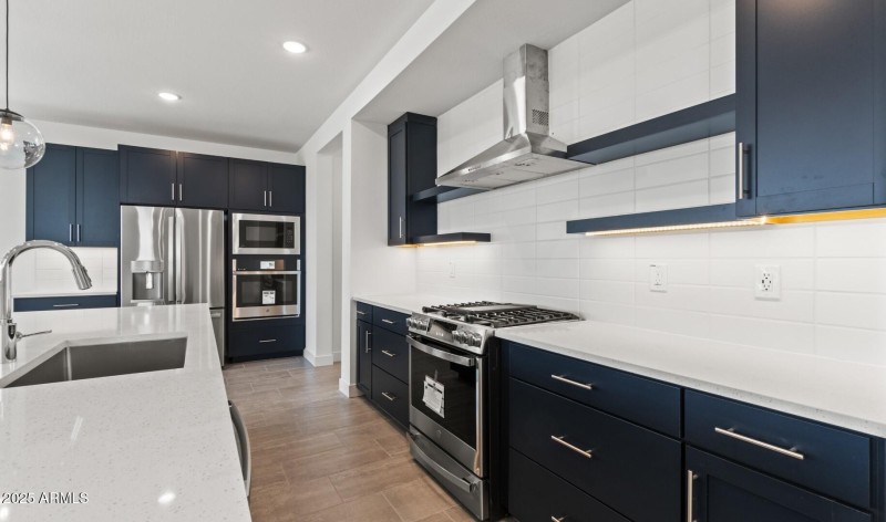 Manor Lot #52 Kitchen (4) (Large)