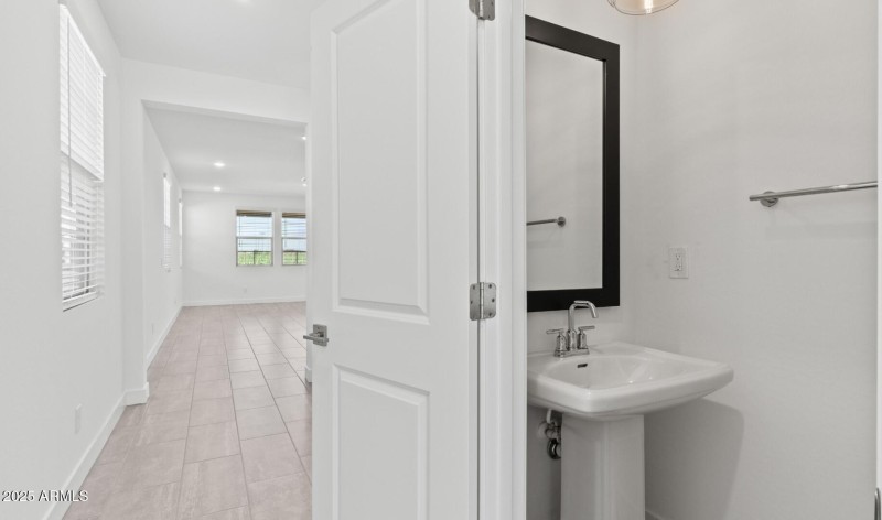 Manor Lot #52 Half Bath (Large)