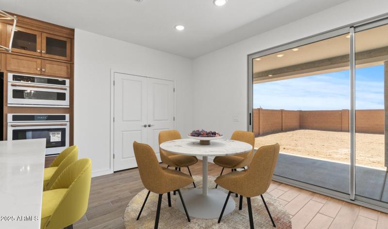 Manor Lot #75 Dining Area (Large)