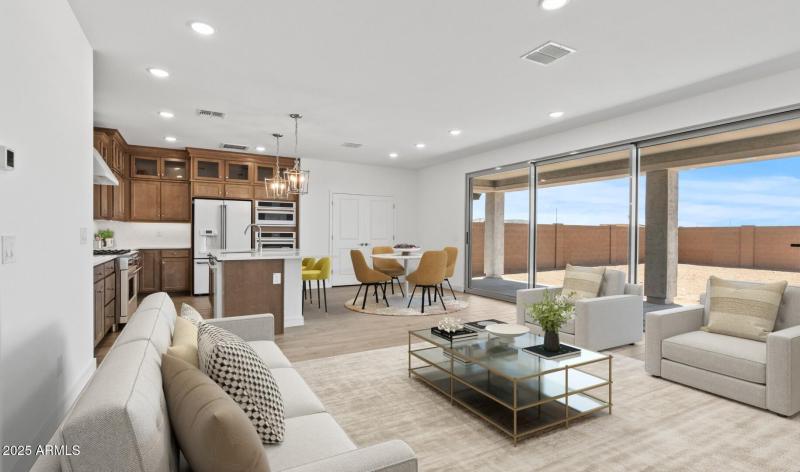 Manor Lot #75 Great Room (2) (Large)