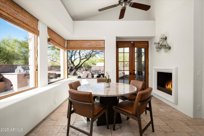 15-10060EBlueSkyDr-15