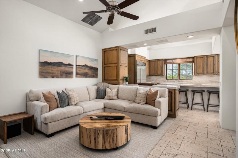 17-10060EBlueSkyDr-17