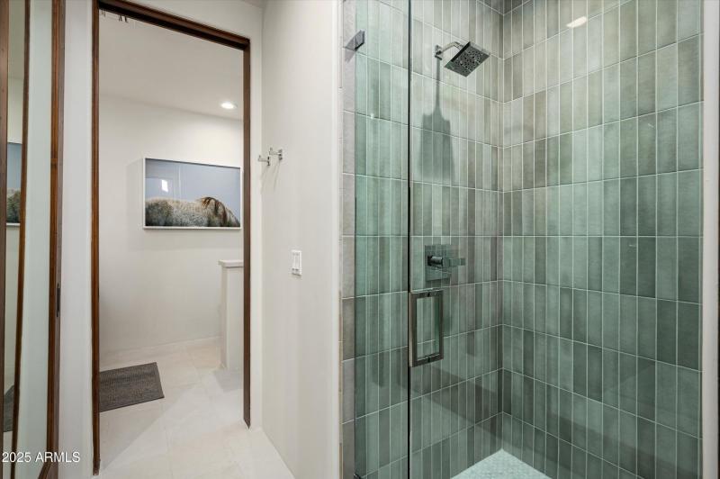 28-10060EBlueSkyDr-28