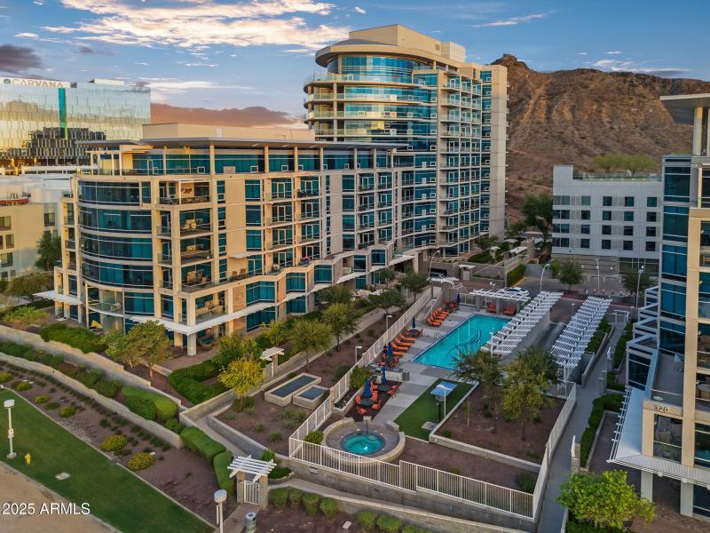 Gorgeous any time of day!