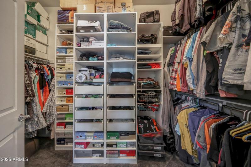 Primary closet organizers