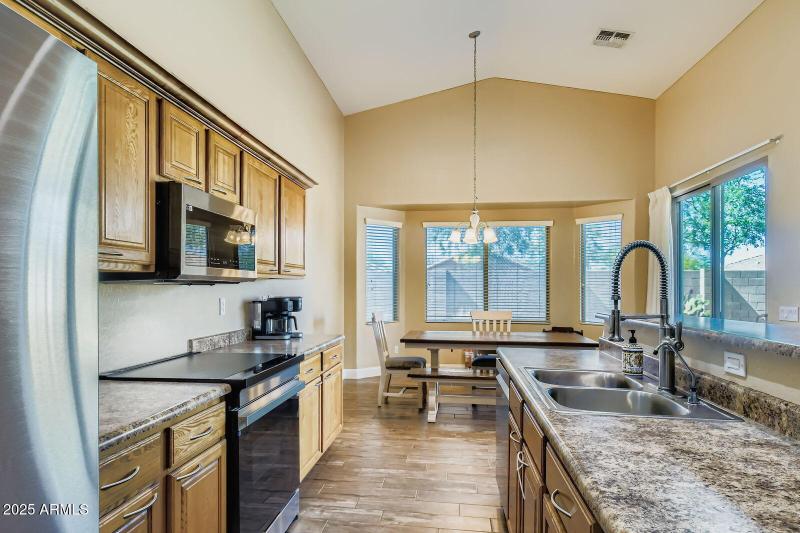 46108 W Morning View Ln - Web Quality -