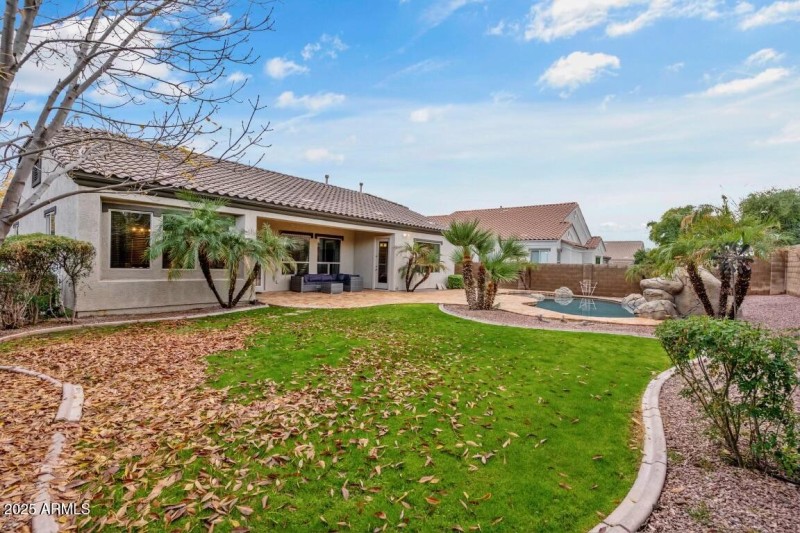 Oversize N/S exposure lot