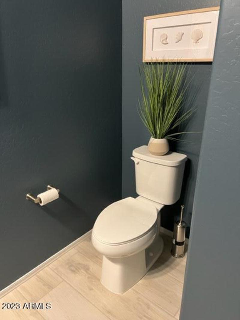 Wahalla halfbath view 2