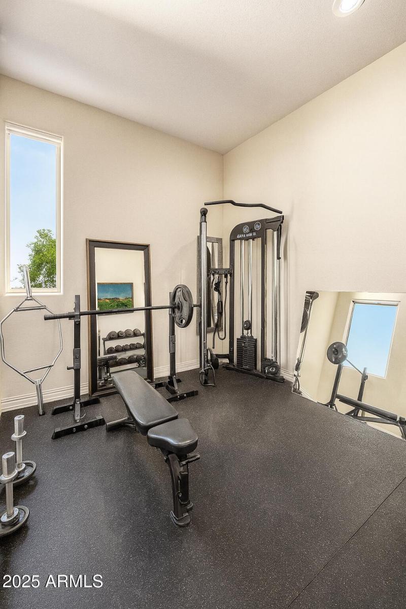 Guest Bedroom/ Gym