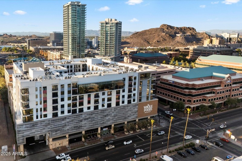 Walking Distance to Whole Foods