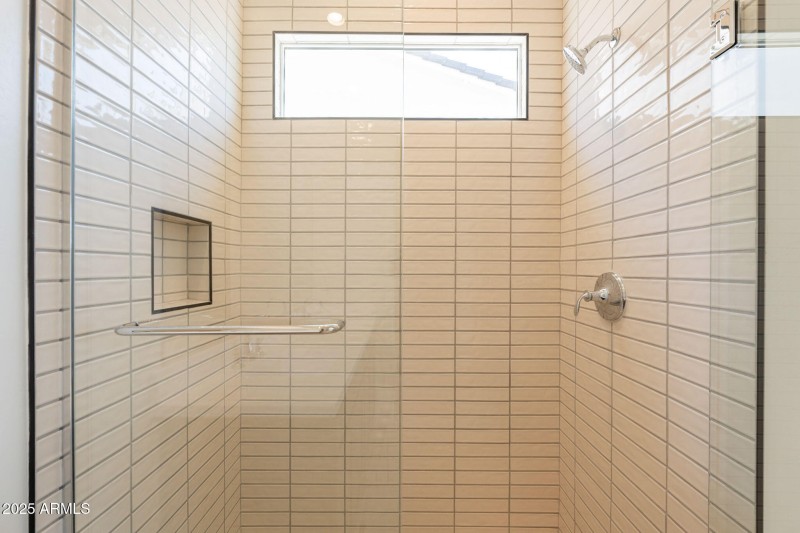 27-web-or-mls-Long-27