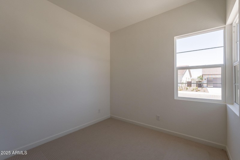 38-web-or-mls-Long-38