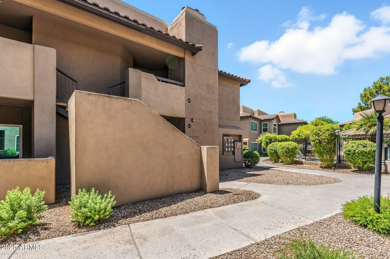 2-web-or-mls-Becker-2