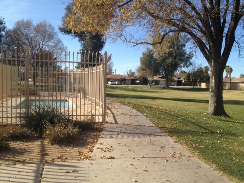 Suntree seperate childrens pool!