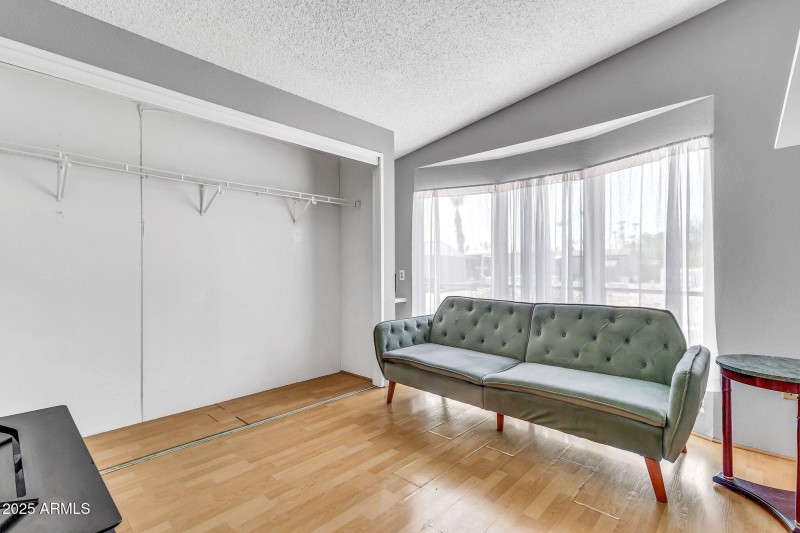 625 W MCKELLIPS RD 399, Mesa, AZ 85201