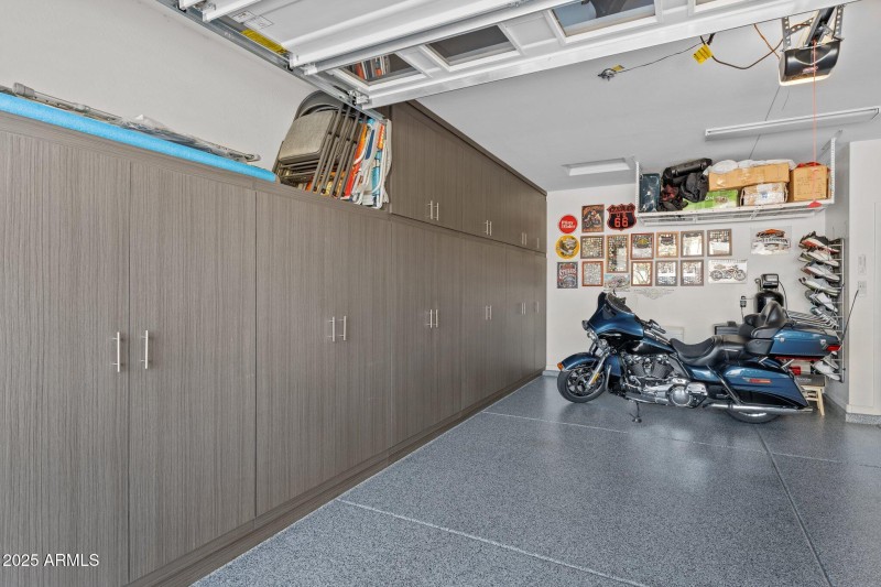 epoxy floors and garage cabinets