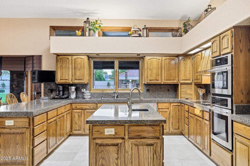 5224 W Misty Willow Ln-25