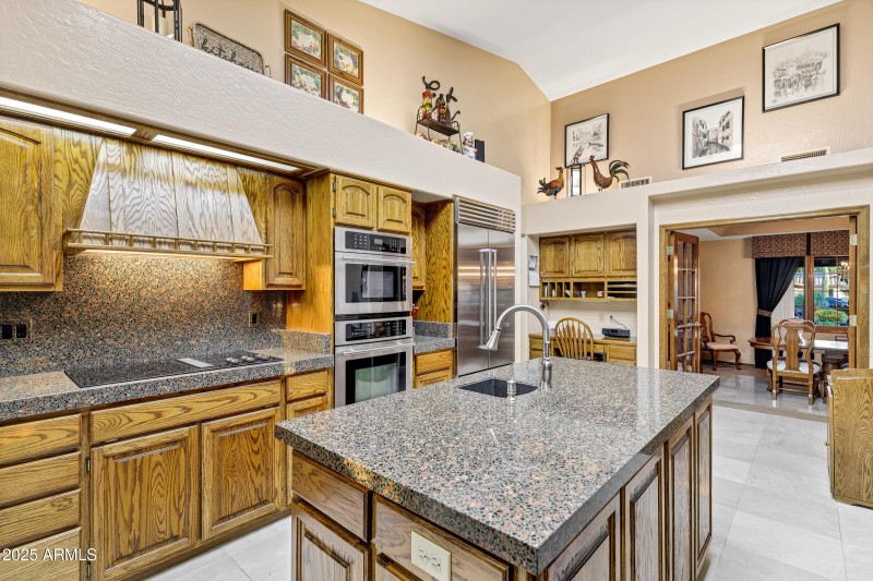 5224 W Misty Willow Ln-26