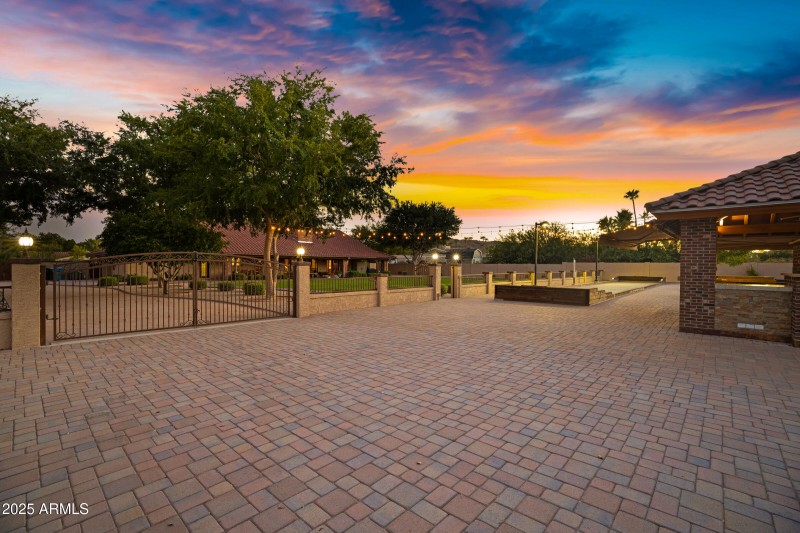 5224 W Misty Willow Ln-105