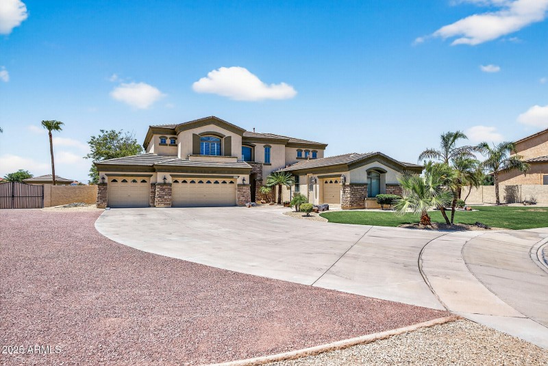 5312 N Sierra Hermosa