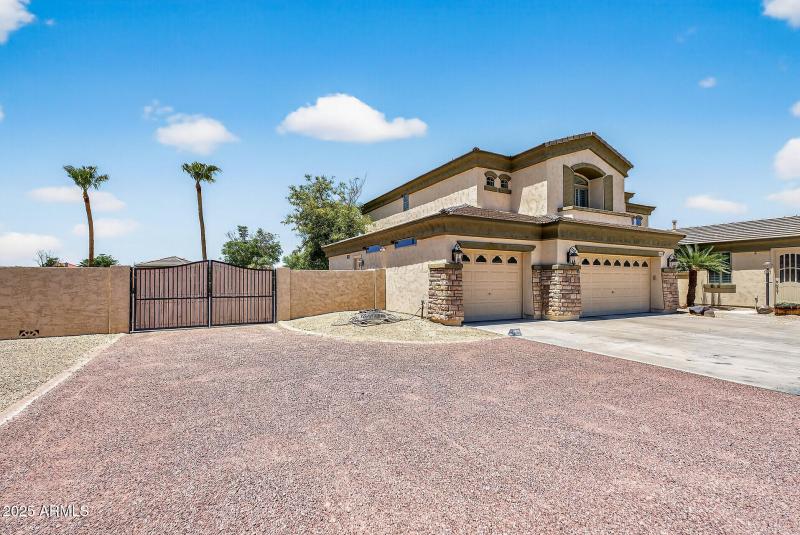 5312 N Sierra Hermosa