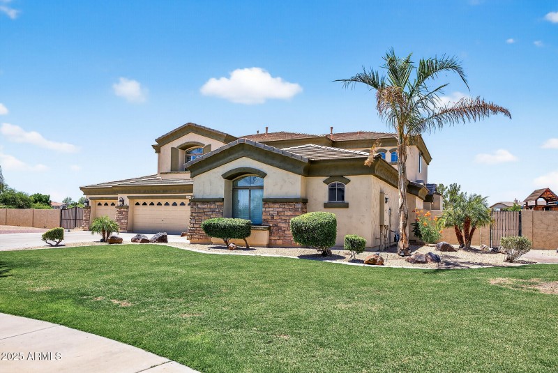 5312 N Sierra Hermosa