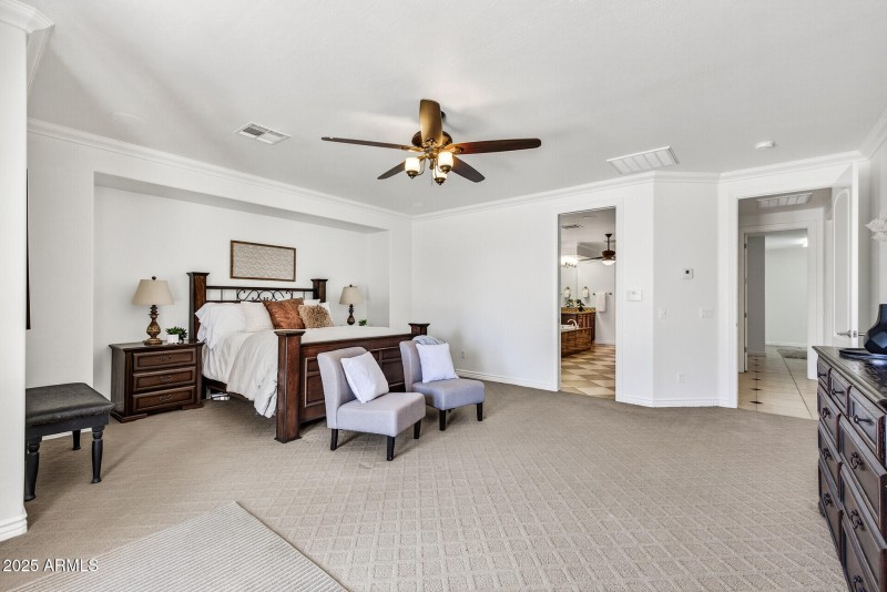 5312 N Sierra Hermosa