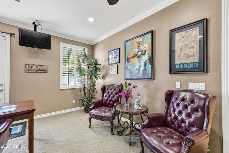 5312 N Sierra Hermosa