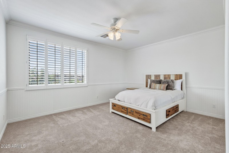 5312 N Sierra Hermosa