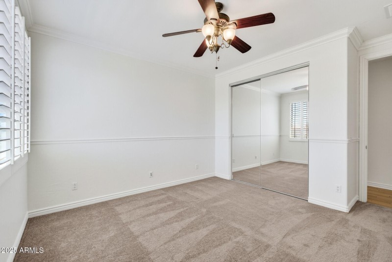 5312 N Sierra Hermosa