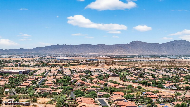 5312 N Sierra Hermosa